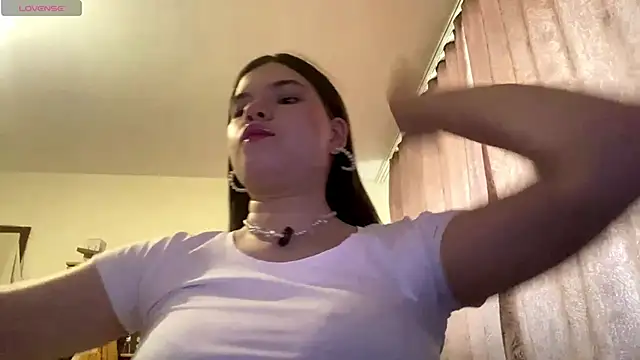 Snapshot of AlmetaBradicich chatting on 16, 10, 2025 AlmetaBradicich online show from 16, 10, 2025