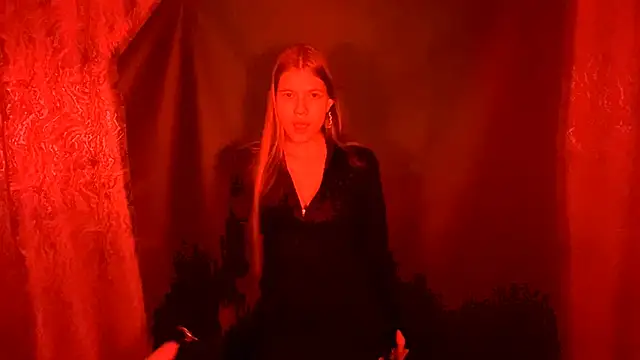 Snapshot of AlmetaBradicich chatting on 1, 12, 2025 AlmetaBradicich online show from 1, 12, 2025