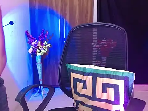 Roiseeee online show from 9, 4, 2026