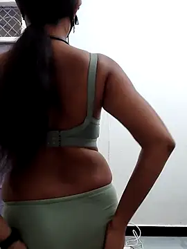 Miya sistar online show from 7, 1, 2026