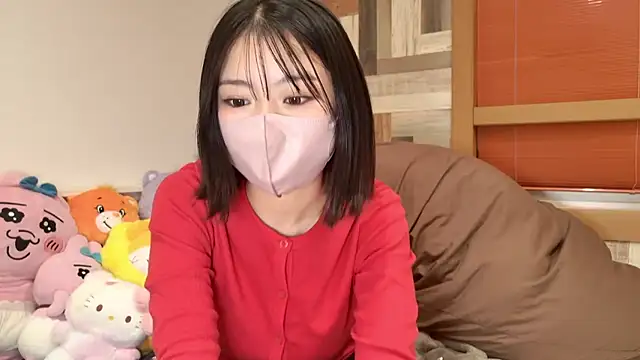 Snapshot of moka_latte chatting on 18, 3, 2026 moka latte online show from 18, 3, 2026