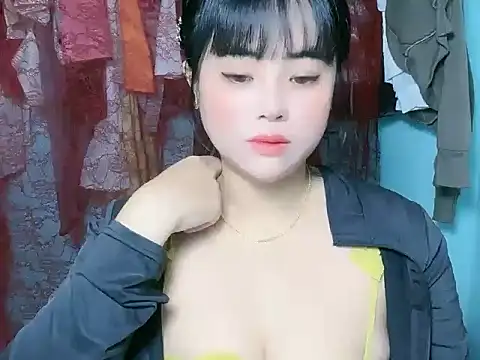 Snapshot of ReginaBigbutt chatting on 29, 10, 2025 ReginaBigbutt online show from 29, 10, 2025