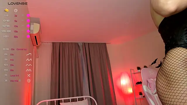 ShayLisse online show from 25, 10, 2025