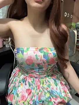 Snapshot of Beyeuuu chatting on 29, 5, 2026 Beyeuuu online show from 29, 5, 2026