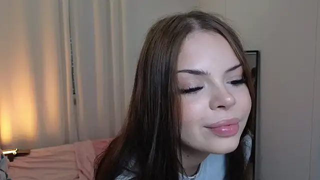 Snapshot of CelineXoxo chatting on 14, 10, 2025 CelineXoxo online show from 14, 10, 2025