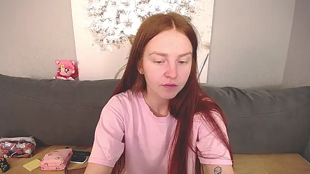 Snapshot of Evarey_ chatting on 17, 10, 2025 Evarey online show from 17, 10, 2025