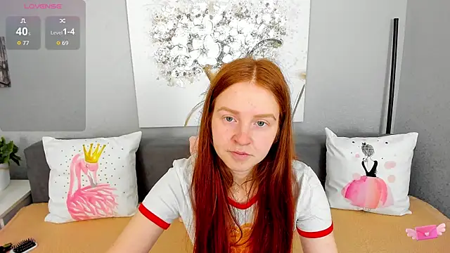 Snapshot of Evarey_ chatting on 19, 11, 2025 Evarey online show from 19, 11, 2025