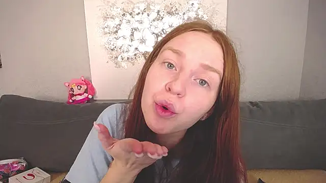 Snapshot of Evarey_ chatting on 9, 10, 2025 Evarey online show from 9, 10, 2025
