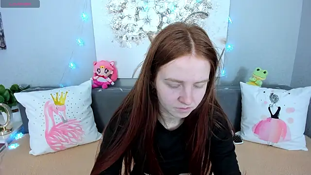 Evarey  online show from 17, 12, 2025