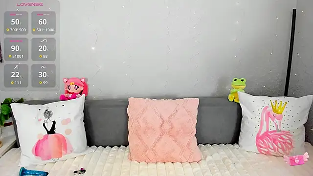 Evarey  online show from 22, 12, 2025