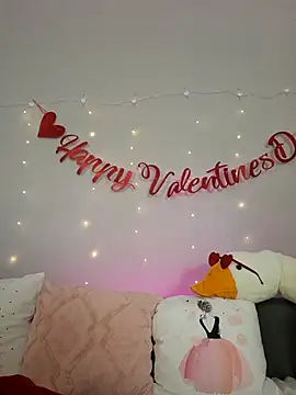 Evarey  online show from 14, 2, 2026