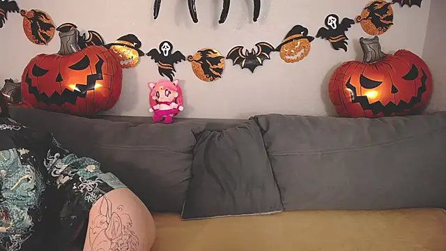 Snapshot of Evarey_ chatting on 24, 10, 2025 Evarey online show from 24, 10, 2025