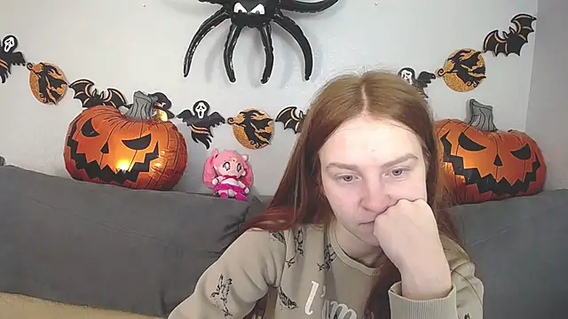 Snapshot of Evarey_ chatting on 1, 11, 2025 Evarey online show from 1, 11, 2025