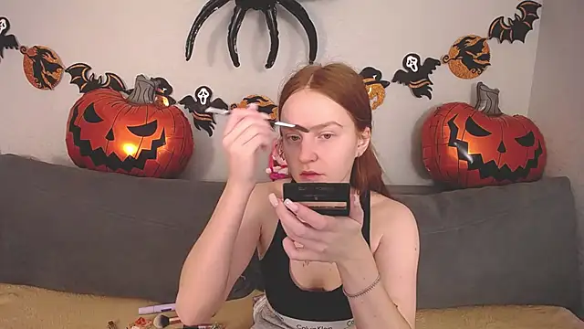 Snapshot of Evarey_ chatting on 31, 10, 2025 Evarey online show from 31, 10, 2025