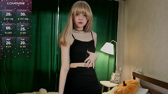  LucyStars  online show from 25, 3, 2026