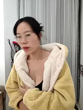 nini10052025 online show from 26, 10, 2025