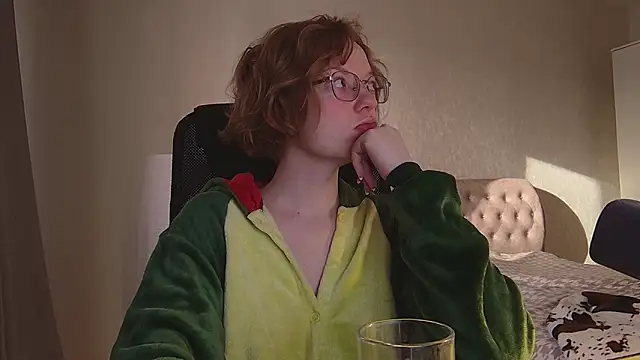 emymayy online show from 22, 6, 2026