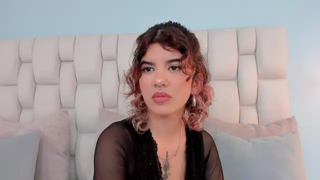 Snapshot of eva_caos chatting on 4, 6, 2026 eva caos online show from 4, 6, 2026