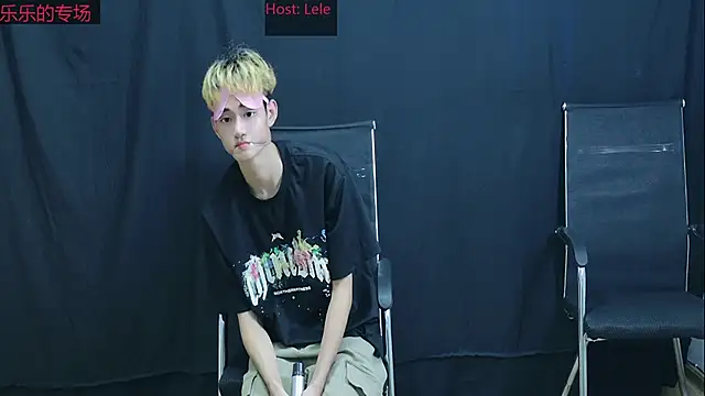 SexyBoy-6666 online show from 6, 10, 2025