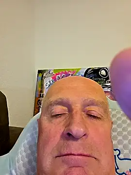Snapshot of rudy-kralik chatting on 2, 4, 2026 rudy-kralik online show from 2, 4, 2026
