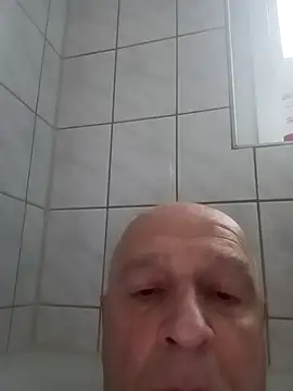 Snapshot of rudy-kralik chatting on 25, 11, 2025 rudy-kralik online show from 25, 11, 2025