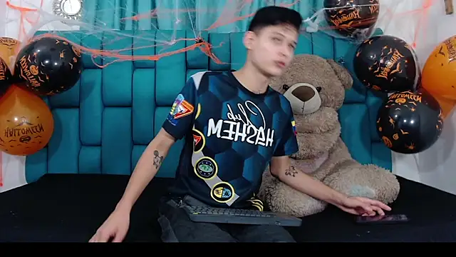 Brian hot online show from 27, 10, 2025