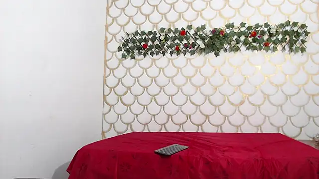 nahomy smiith online show from 12, 2, 2026