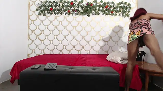 nahomy smiith online show from 13, 2, 2026