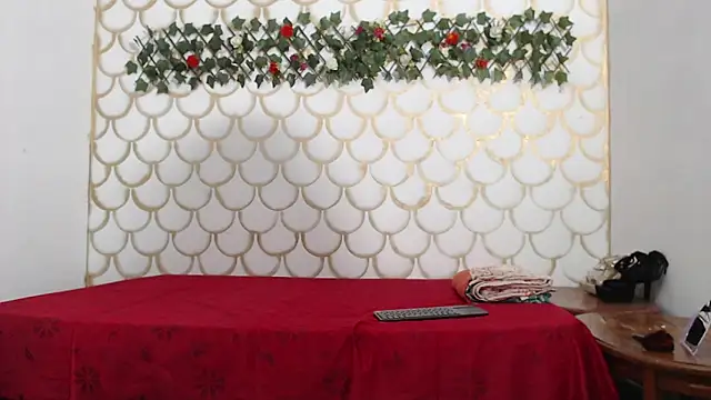 nahomy smiith online show from 7, 3, 2026