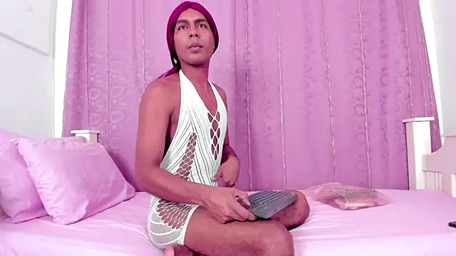 nahomy smiith online show from 3, 11, 2025