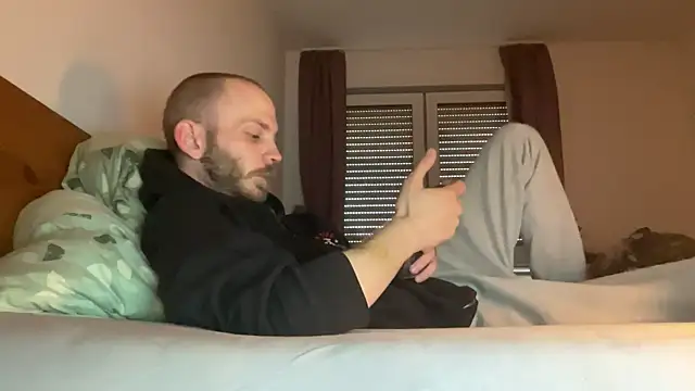 MolleDolle online show from 8, 10, 2025