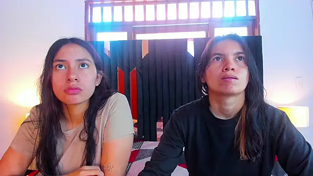 Sofy and Mia online show from 11, 10, 2025