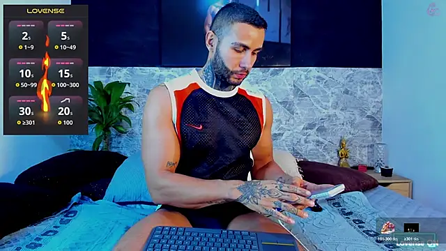 Danny Willson online show from 4, 2, 2026