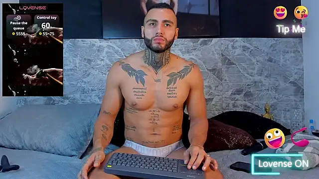 Danny Willson online show from 4, 11, 2025