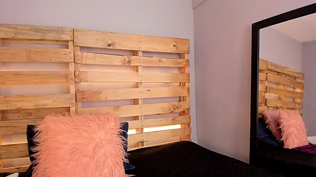 rose more   online show from 7, 11, 2025