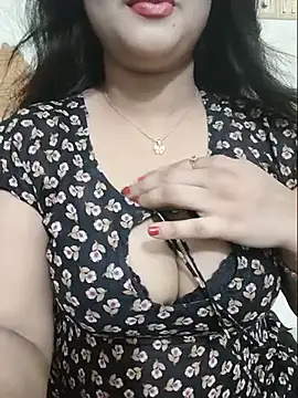 Snapshot of Beauty_Queen_Soniya chatting on 15, 7, 2026 Beauty Queen Soniya online show from 15, 7, 2026