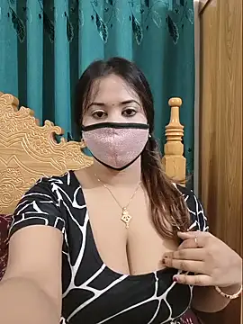 Snapshot of Beauty_Queen_Soniya chatting on 18, 6, 2026 Beauty Queen Soniya online show from 18, 6, 2026