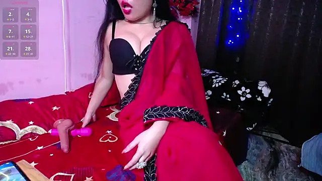 Hot Hazel online show from 15, 2, 2026