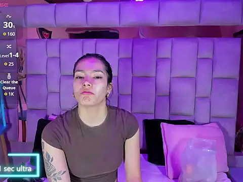 Gisell Squirt  online show from 18, 12, 2025