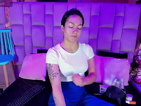 Gisell Squirt  online show from 15, 12, 2025