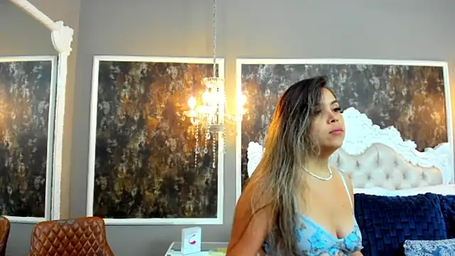 Snapshot of Gaby_Wett chatting on 11, 11, 2025 Gaby Wett online show from 11, 11, 2025