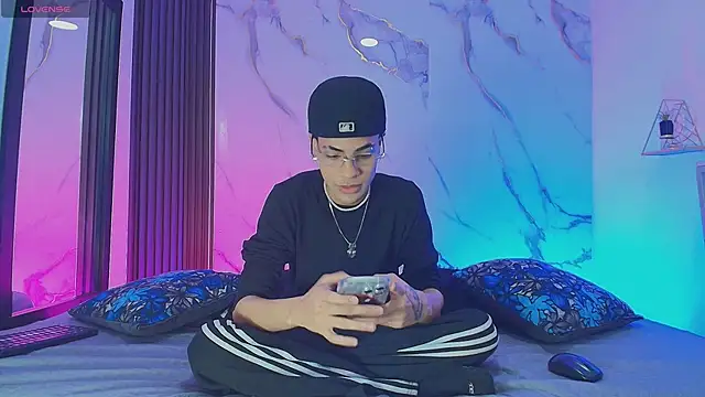 JacobBlackwell  online show from 6, 2, 2026