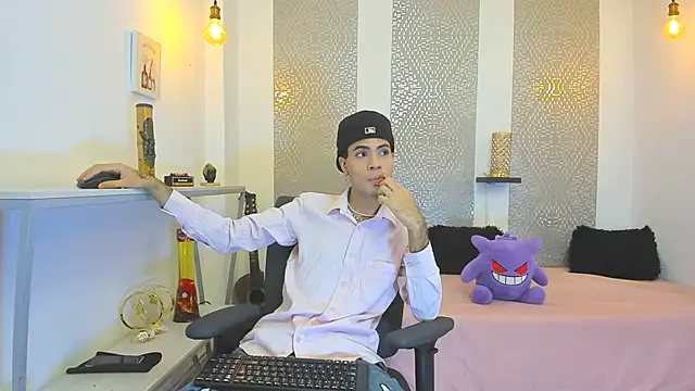 JacobBlackwell  online show from 17, 11, 2025