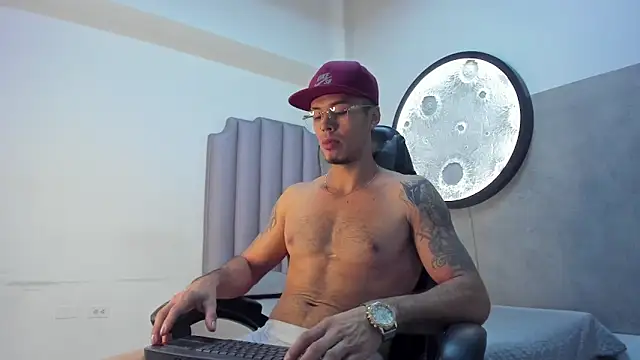 Rurik Jones online show from 20, 11, 2025