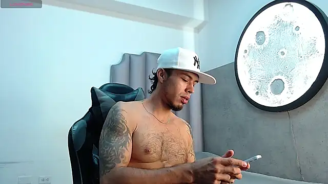 Rurik Jones online show from 28, 10, 2025