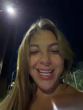 camila vanucci- online show from 14, 2, 2026