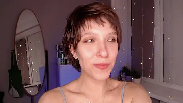 Snapshot of YourHotExSAndra chatting on 20, 10, 2025 YourHotExSAndra online show from 20, 10, 2025