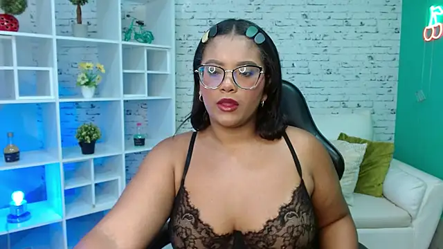 Snapshot of hannahjackson_ chatting on 19, 11, 2025 hannahjackson online show from 19, 11, 2025