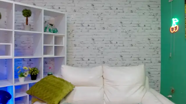 Snapshot of hannahjackson_ chatting on 15, 11, 2025 hannahjackson online show from 15, 11, 2025