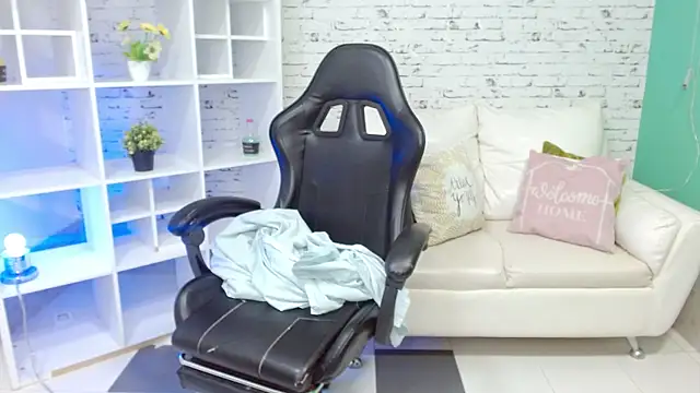 Snapshot of hannahjackson_ chatting on 21, 11, 2025 hannahjackson online show from 21, 11, 2025